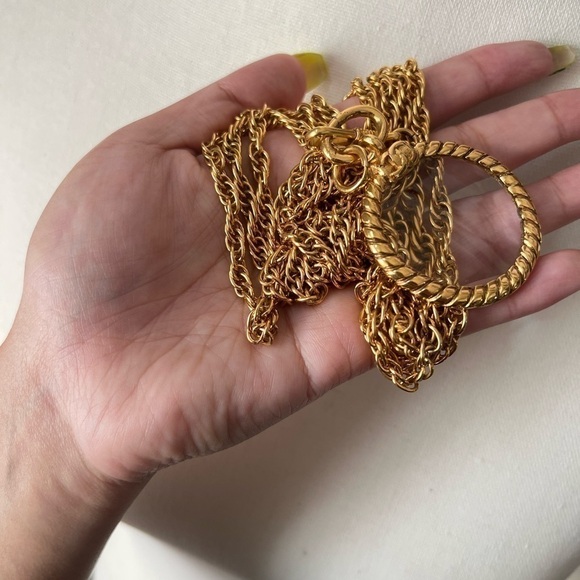 CHANEL Vintage Gold Magnifying Glass Pendant Necklace - Picture 8 of 12